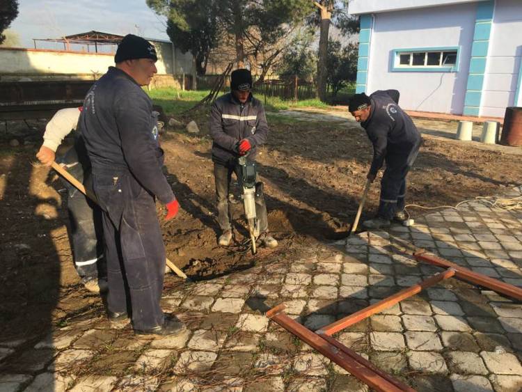 Çiçek Durağı projemizi hayata geçirmenin sevincini yaşıyoruz.Ben değil biz kavramı her zaman kazandırıyor İşte bütün mesele bu!!!