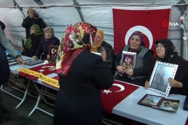 Diyarbakır Annelerini ziyaretim A Haber ekranlarında